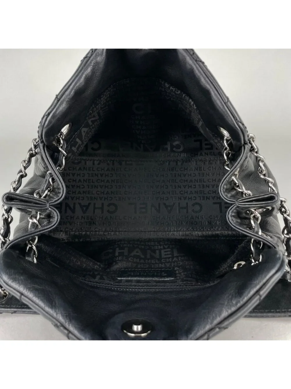 Chanel Shoulder Bag CC Logo Quilted Leather Black